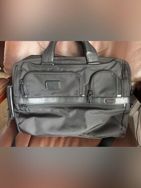 TUMI Alpha 2 Expandable Organizer Briefcase (Black Ballistic Nylon)